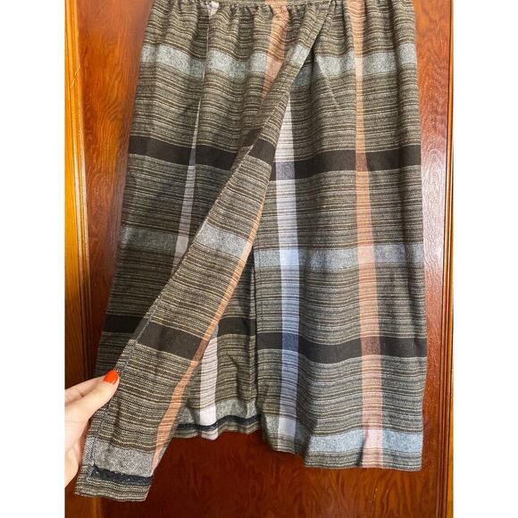 VINTAGE Wool Brown Peach 60s Plaid Wrap Skirt Small - Picture 3 of 6